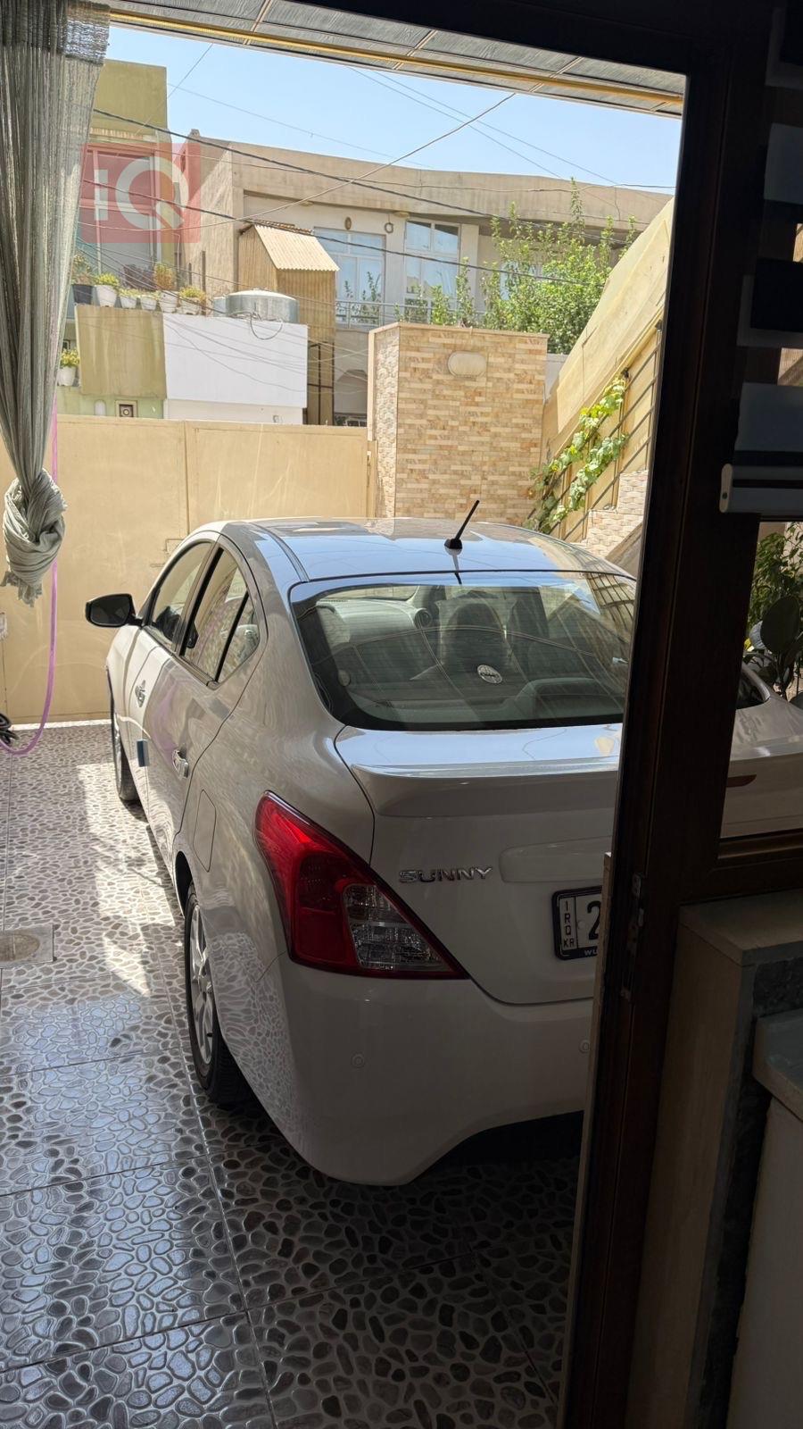 Nissan Sunny